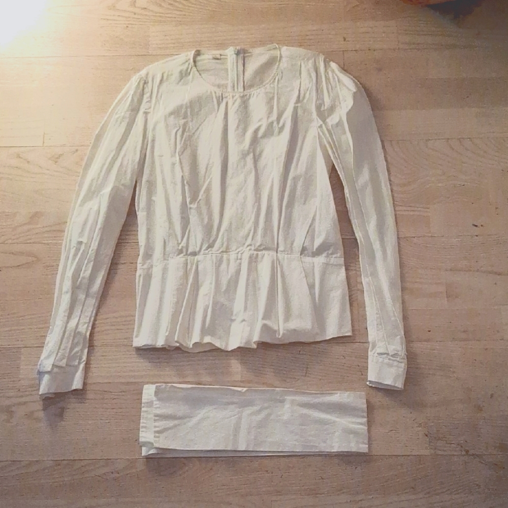 Les Coyotes De Paris White Long Sleeve Cotton Blouse with Matching Belt